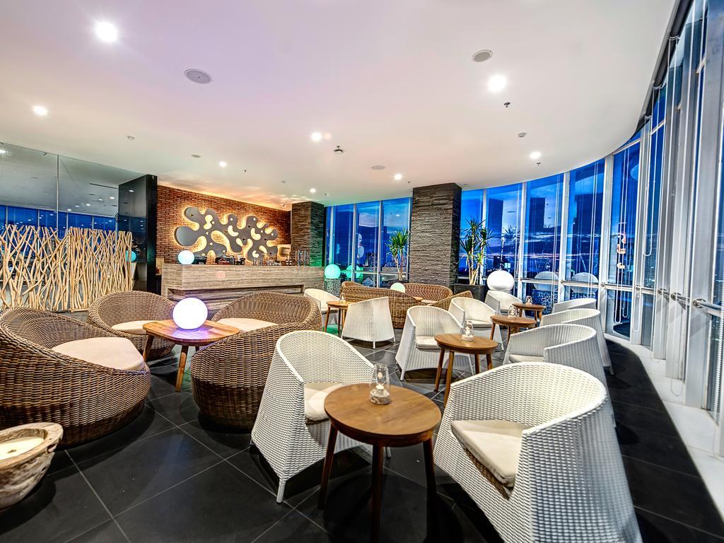 Melia Makassar Hotel Exterior photo